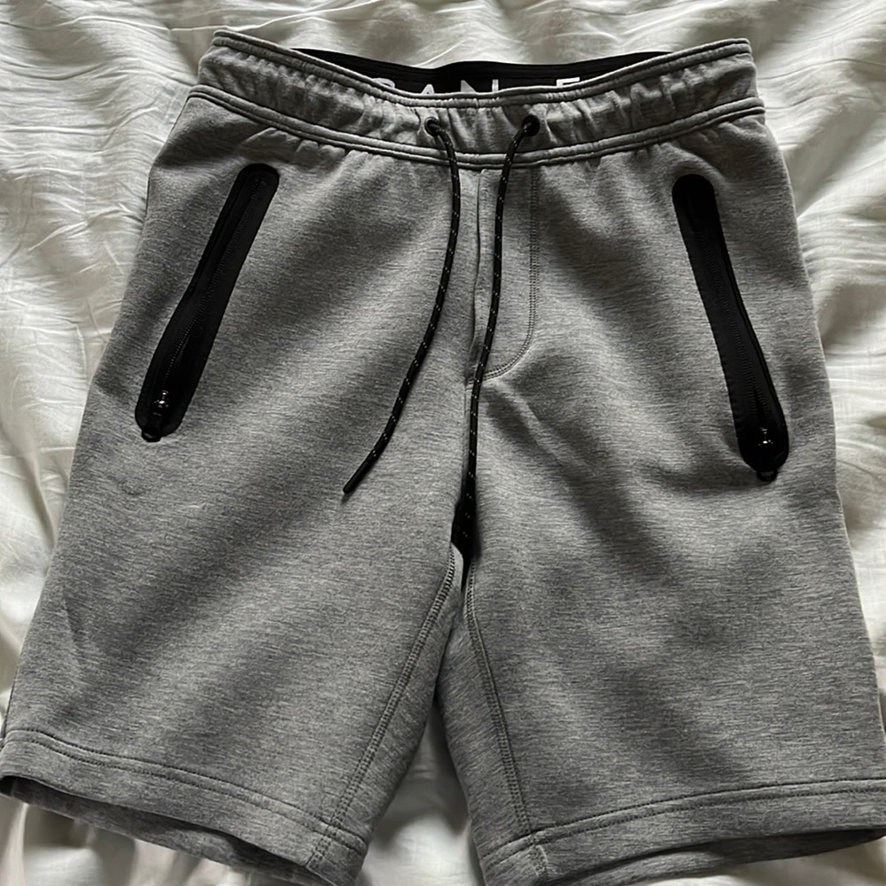 NWOT! Mens American Eagle shorts